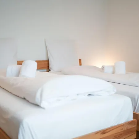 Haus Gmuer Erdgeschoss - Mit Gemeinschaftsbereichen *