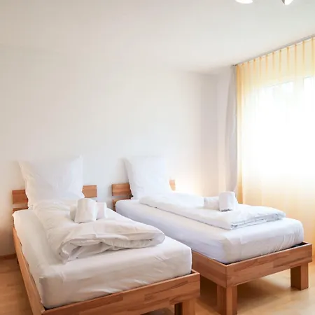 Haus Gmuer Erdgeschoss - Mit Gemeinschaftsbereichen