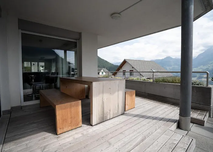 Haus Gmuer Erdgeschoss - Mit Gemeinschaftsbereichen Séjour chez l'habitant Amden