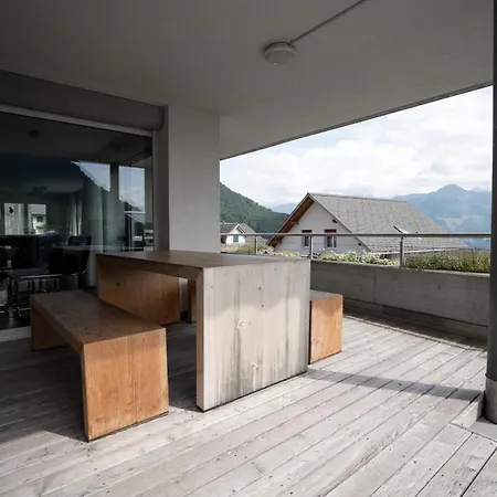 Haus Gmuer Erdgeschoss - Mit Gemeinschaftsbereichen Δωμάτια σε οικογενειακή κατοικία Amden