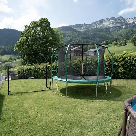 Haus Gmuer Erdgeschoss - Mit Gemeinschaftsbereichen *