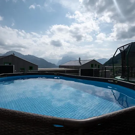 Haus Gmuer Erdgeschoss - Mit Gemeinschaftsbereichen Δωμάτια σε οικογενειακή κατοικία