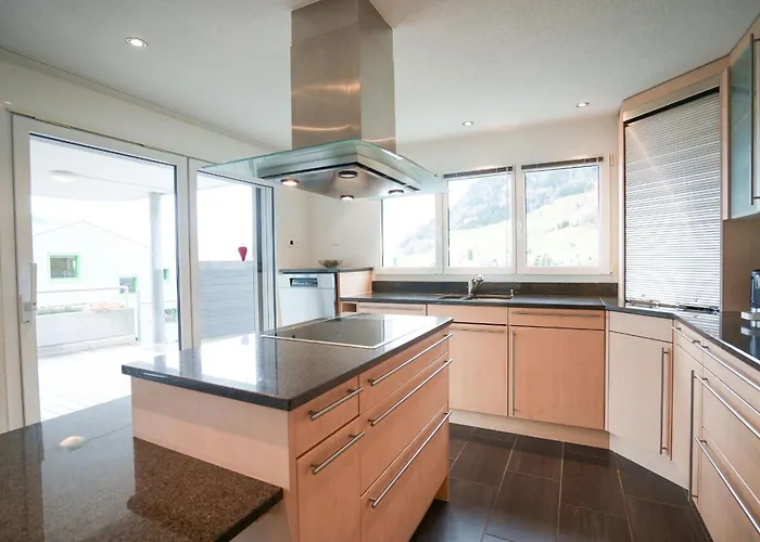 Haus Gmuer Erdgeschoss - Mit Gemeinschaftsbereichen Ubytování v soukromí