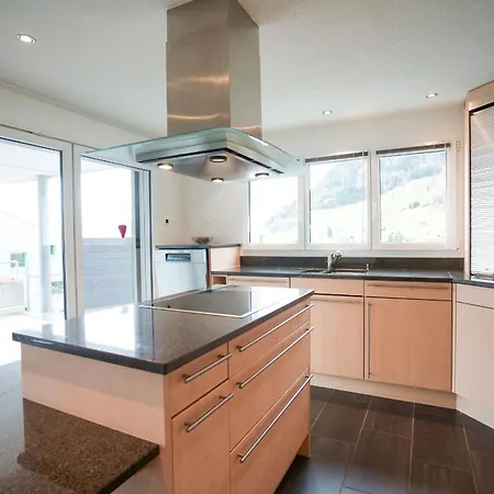 Haus Gmuer Erdgeschoss - Mit Gemeinschaftsbereichen Ubytování v soukromí